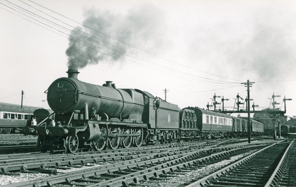 4703 Taunton